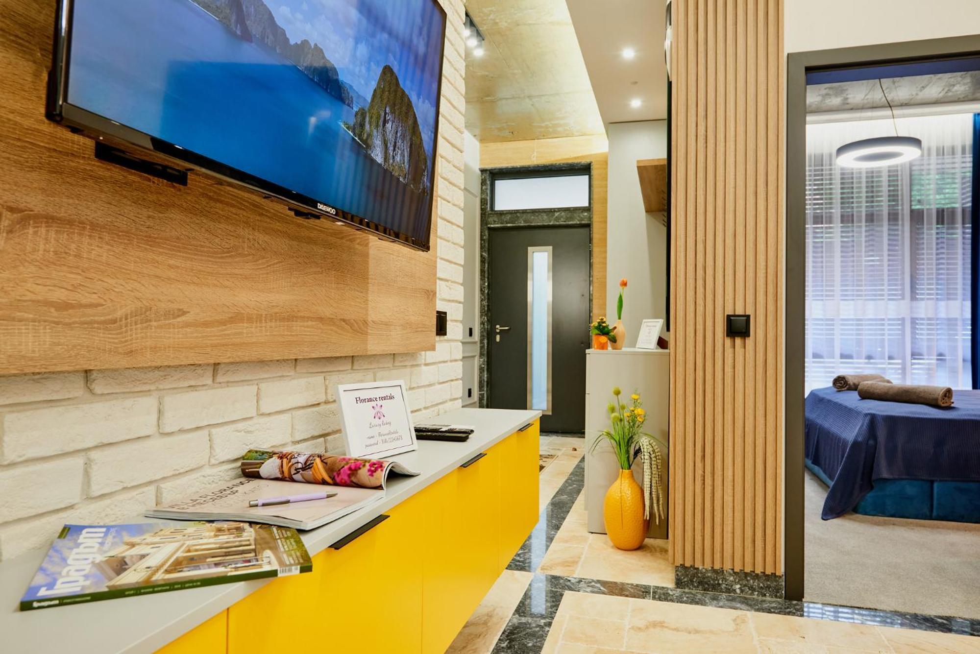 Florance Rentals Luxury Apartments In Burgas Exterior foto